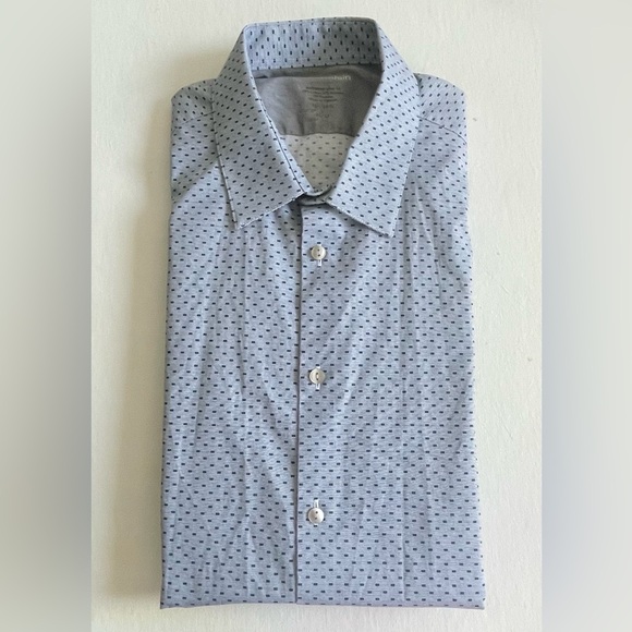 Calvin Klein Shirt - Picture 1 of 3